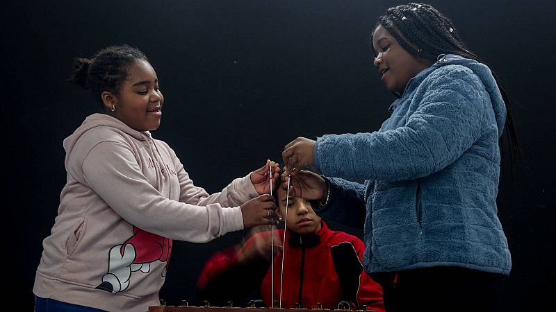 ¿Desde cuándo cantan la Lotería de Navidad los niños de la Residencia San Ildefonso y por qué?