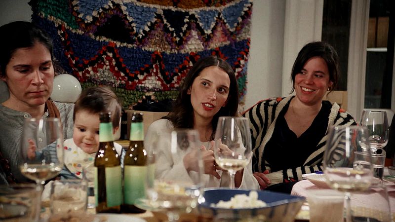 Escuela de Padres | Ser madres y padres cambia: por fuera y por dentro