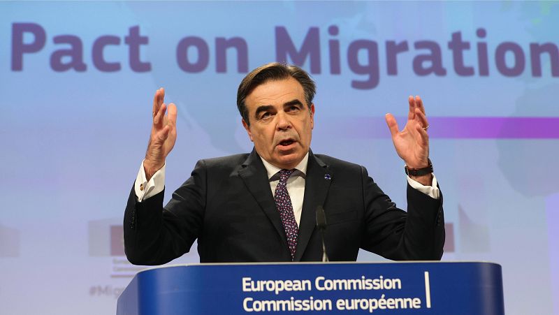 El vicepresidente de la CE defiende el acuerdo migratorio: "Pone freno a los populistas y eurfobos"