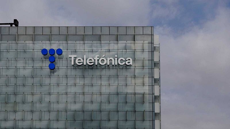 Telefónica y los sindicatos llegan a un principio de acuerdo para el ERE: rebaja a 3.411 los trabajadores afectados
