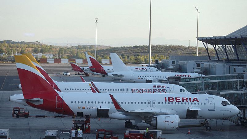 UGT y CCOO convocan huelgas en Iberia del 5 al 8 de enero por la gestión del servicio en tierra