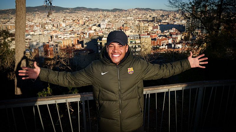 Vitor Roque ya está en Barcelona: "Jugar en el Barça es un sueño desde pequeño"