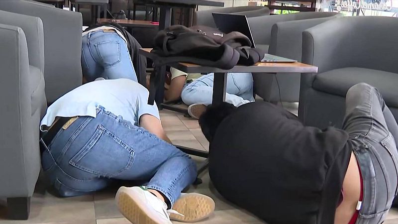 La escalada de violencia en Ecuador obliga a algunas universidades a realizar simulacros de tiroteos