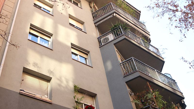 Presó per a l'home acusat de la mort violenta de la seva exparella a Barcelona