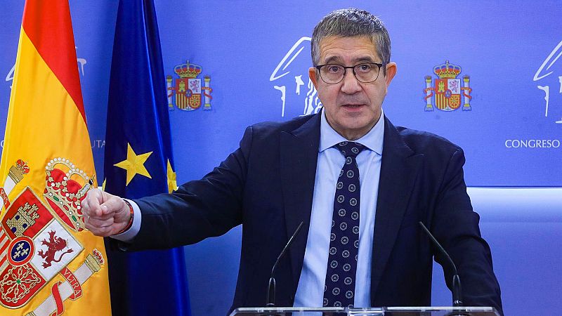El PSOE prepara acciones legales contra el "acto violento" en Ferraz y pide al PP que "rompa" con Vox