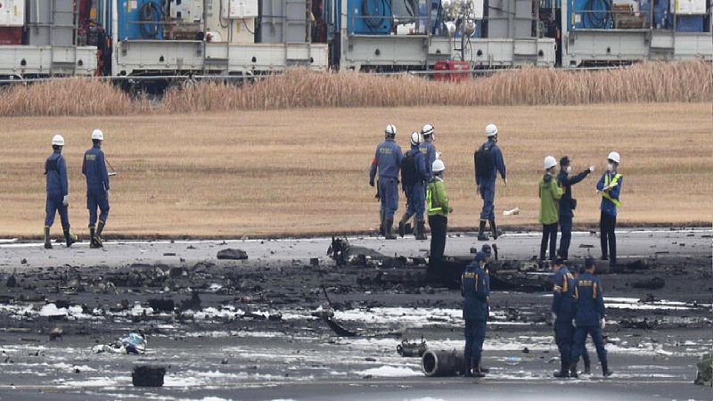 Las autoridades japonesas inician una investigación sobre el accidente aéreo ocurrido en Tokio