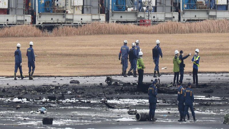 Las autoridades japonesas inician una investigación sobre el accidente aéreo ocurrido en Tokio