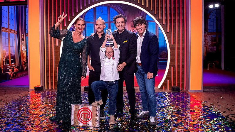 Loreto gana 'MasterChef Junior 10' y se convierte en la vencedora más joven de todas las ediciones