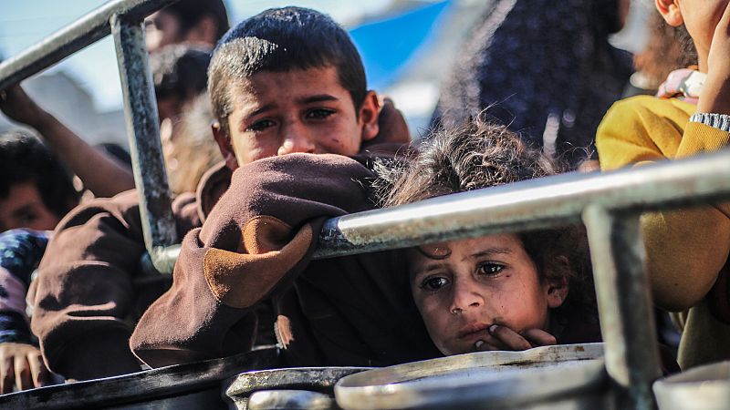 La crisis humanitaria se recrudece en Gaza tras tres meses de guerra: "Hay un baño para cada 400 personas"
