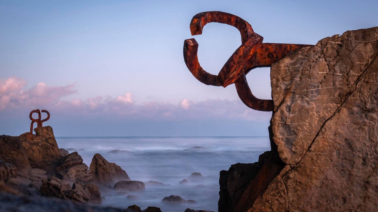 Cien años del nacimiento del escultor Eduardo Chillida