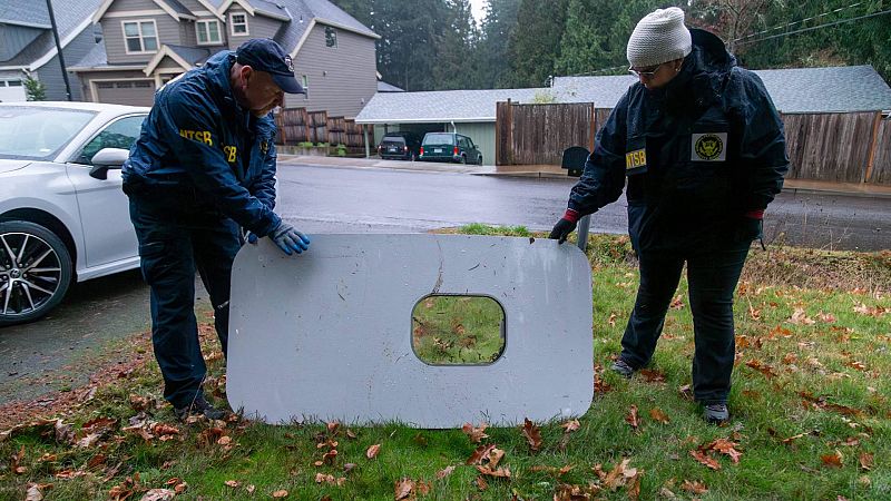 Encuentran tornillos sueltos en aviones Boeing 737 Max 9 tras el incidente en Alaska Airlines