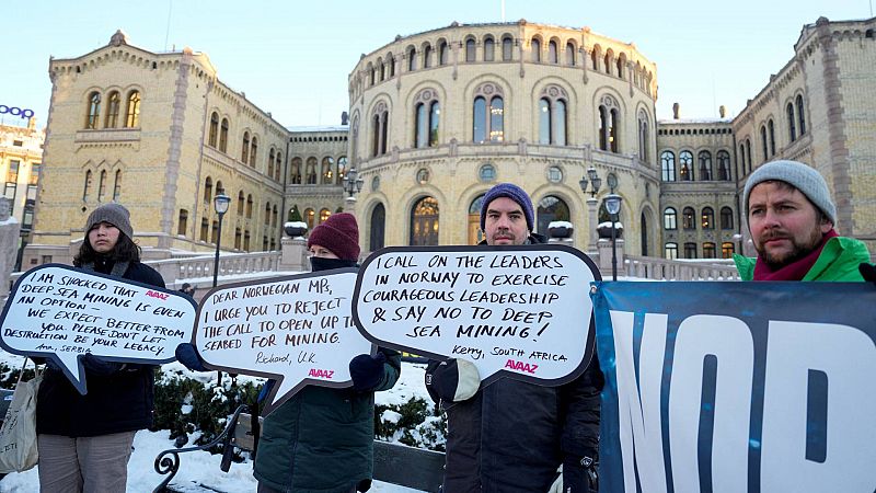 El Parlamento noruego aprueba permitir la explotación minera de fondos marinos