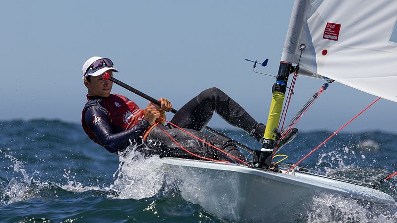 La vela española logra la novena plaza olímpica en el mundial de ILCA 6