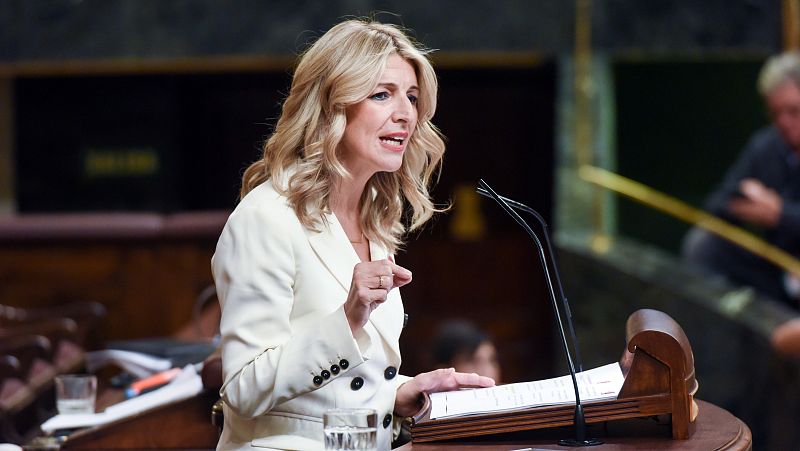 Díaz acusa a Podemos de "golpear" a los trabajadores "de la mano de Vox y del PP" por su voto en contra del decreto