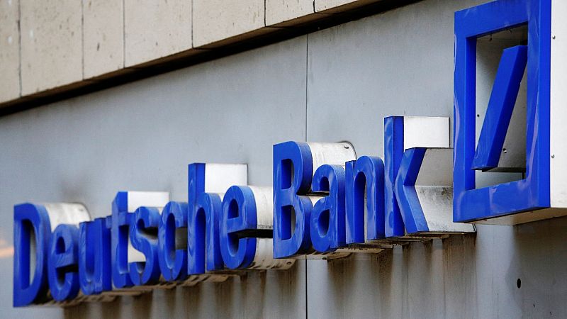 La CNMV abre un expediente sancionador a Deutsche Bank por infracciones "muy graves" en derivados de divisas
