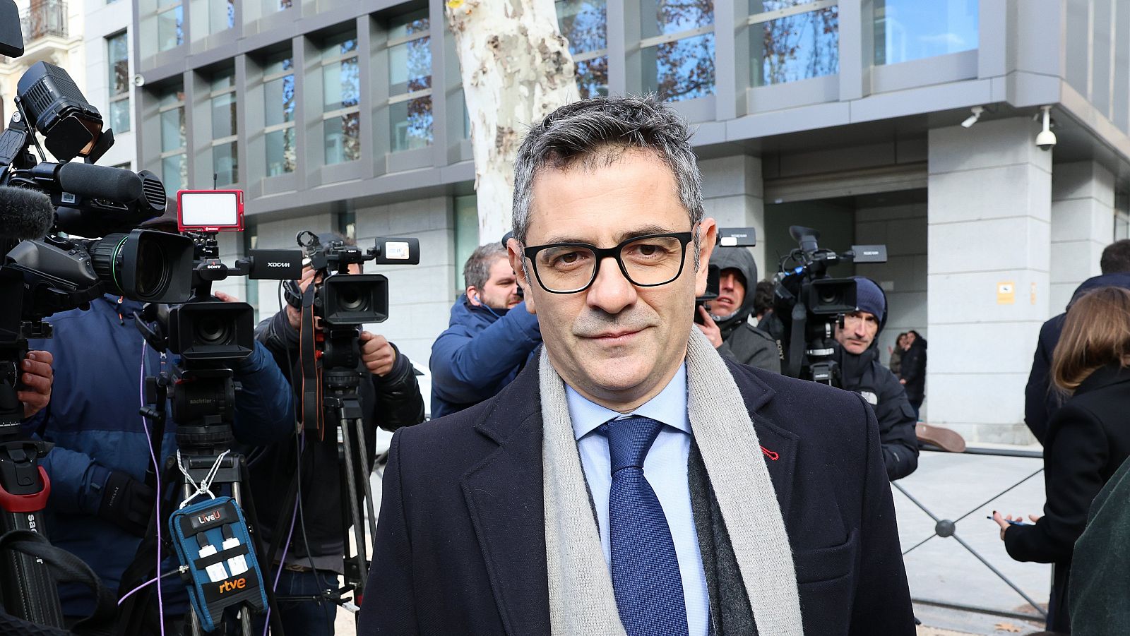 El Gobierno defiende el acuerdo migratorio con Junts, la Generalitat lo ve "difuso" y Sumar se muestra reacio