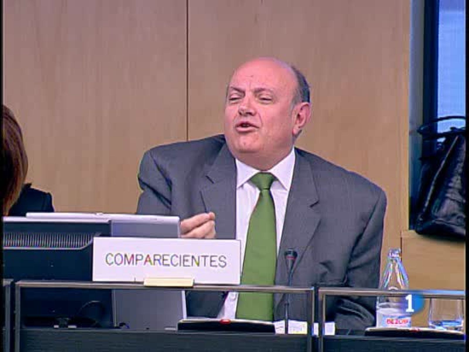 Las entidades financieras siguen siendo solventes y que el crédito no se ha colapsado | Ver