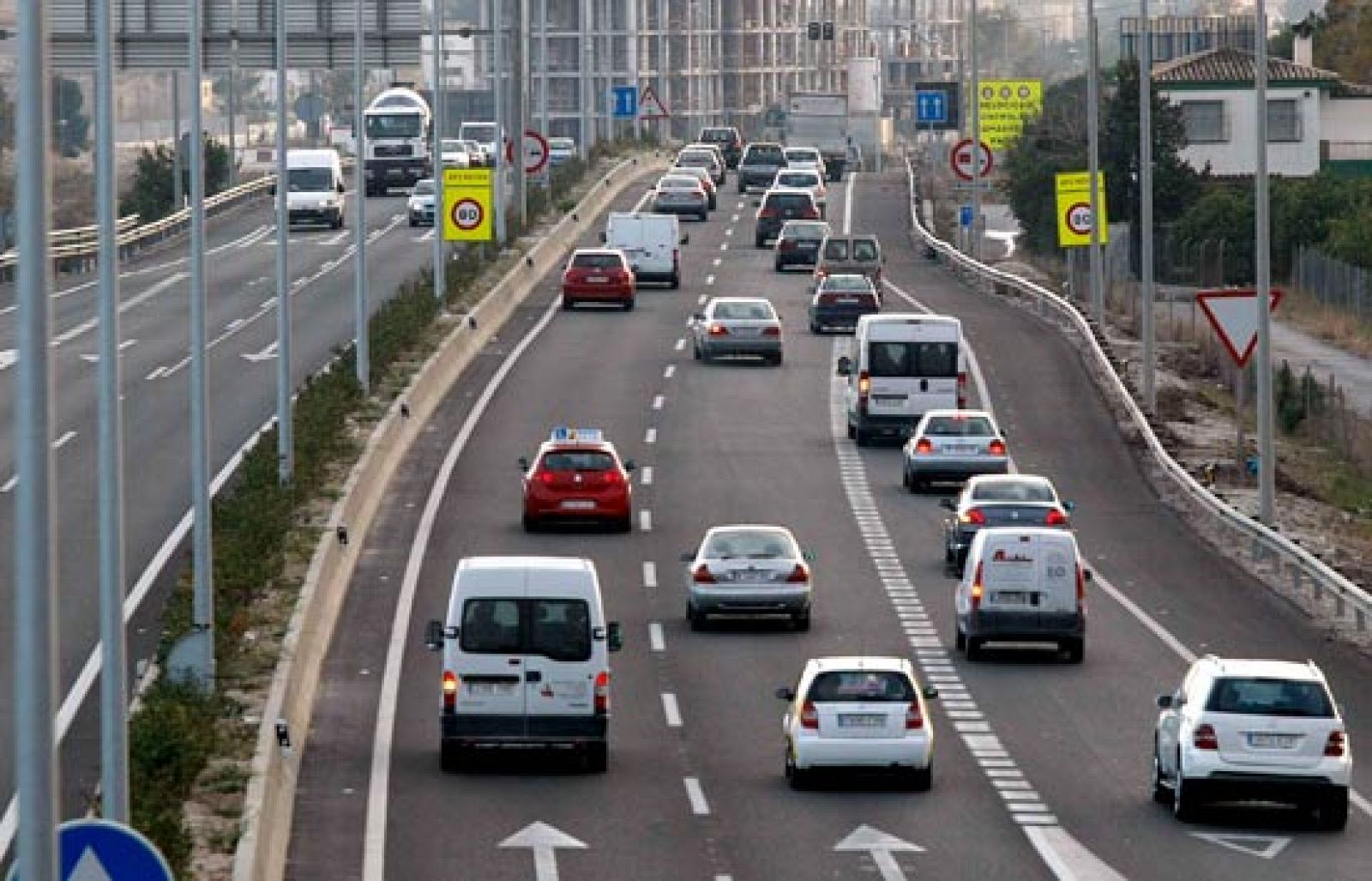 Comienza la operación salida del puente de San José | Ver