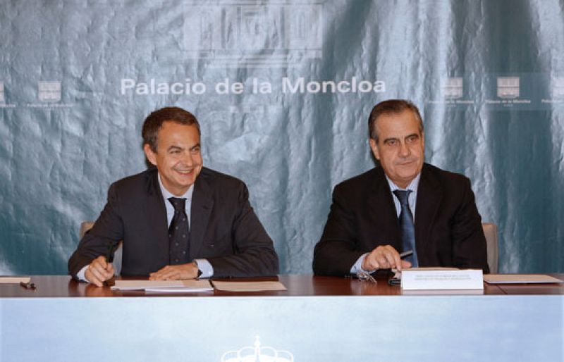 Los autónomos de ATA mantienen su concentración, pese a su reunión con Zapatero