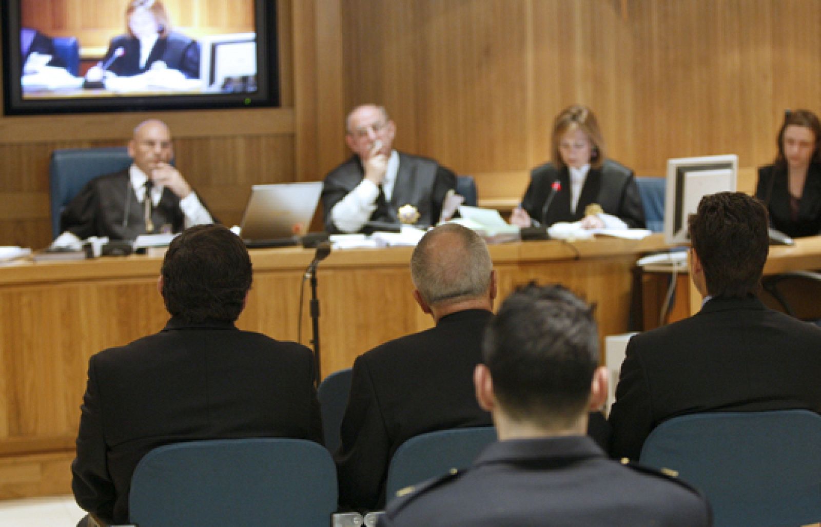 Segunda sesión del juicio por la identificación errónea de 30 de los 62 soldados muertos en el accidente del Yak-42 | Ver