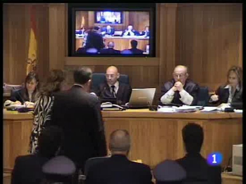 Sanz dice que los militares propusieron dar solo los cuerpos identificados y un cargo de Trillo lo niega