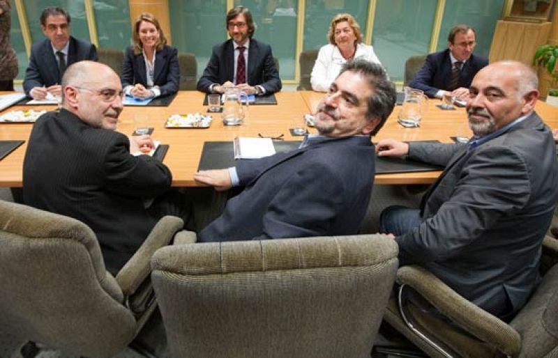 El PSE cede al PP la Presidencia del Parlamento Vasco para que López sea lehendakari