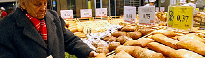 La inflación armonizada registra en marzo la primera tasa interanual negativa de su historia