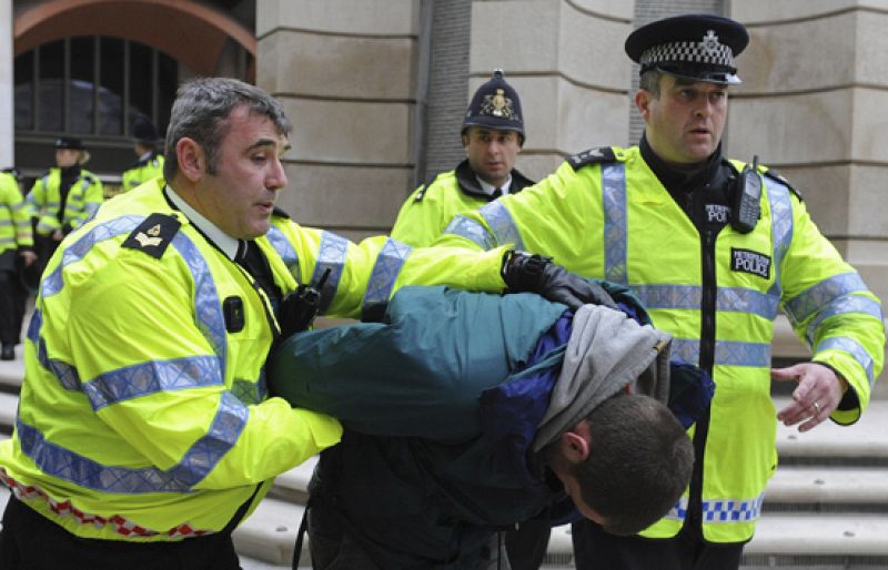 Más de 120 detenidos en las manifestaciones contra la cumbre del G-20