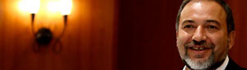 La policía de Israel interroga al ministro de Exteriores por corrupción