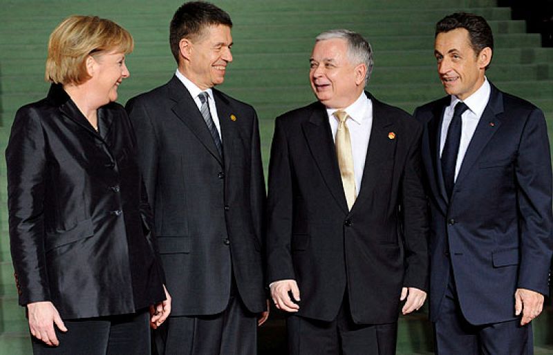 Obama pide una nueva estructura para la OTAN "tan exitosa" como la antigua