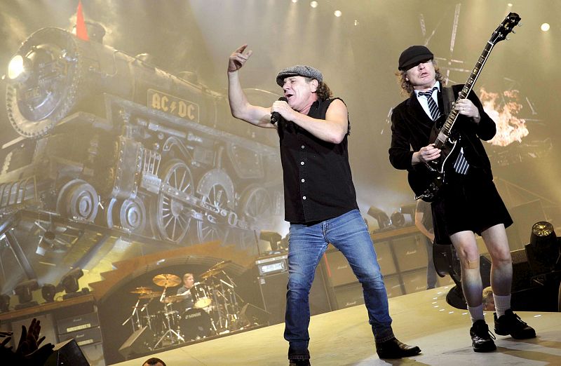 AC/DC hace disfrutar a 16.000 fans en Barakaldo
