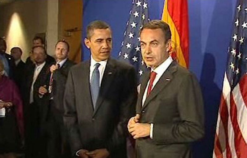 Zapatero se reúne por primera vez con Obama a mediodía en Praga