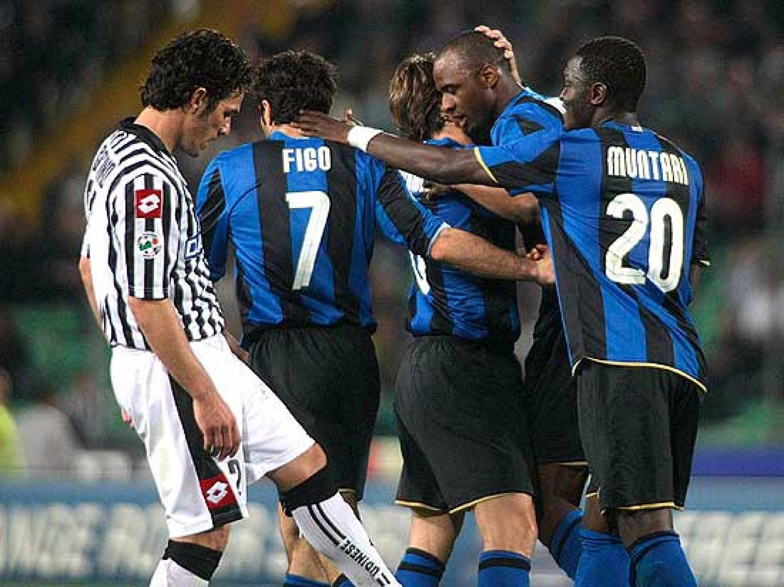 Con su victoria en Udine, el Inter aventaja en nueve puntos al Juventus de Turín