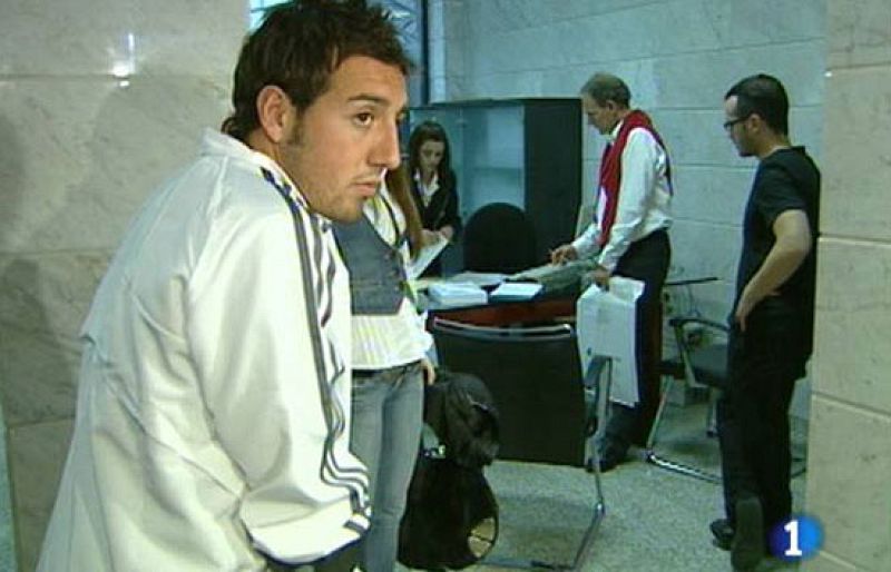 Cazorla estará tres meses de baja