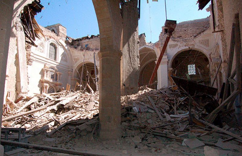 El balance de muertos por el terremoto de Italia asciende a 272, 16 de ellos niños