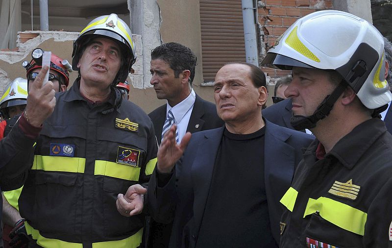 Berlusconi: "L'Aquila está peor de lo que yo pensaba"