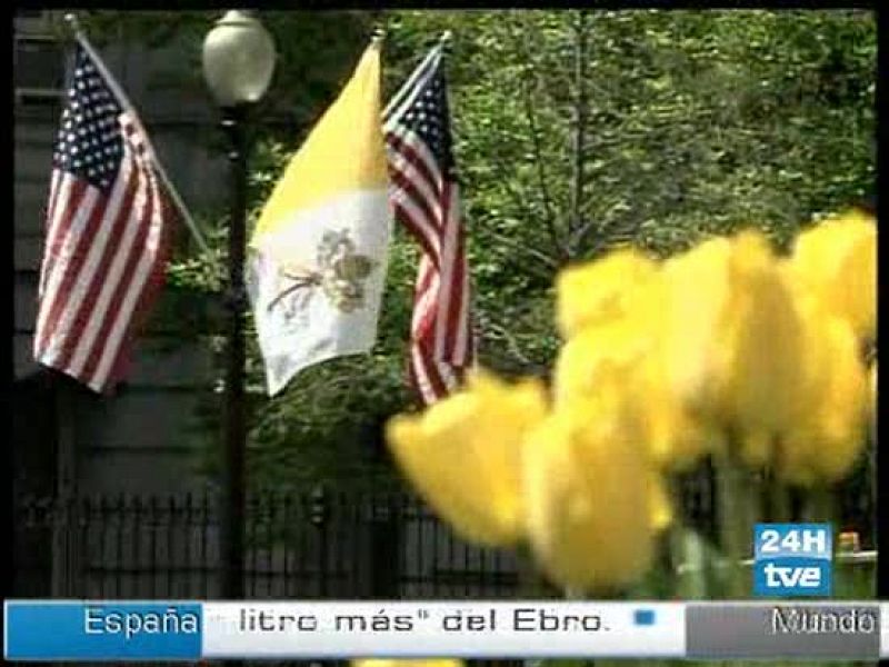 Benedicto XVI inicia su visita a EE.UU. coincidiendo con el tercer aniversario de su pontificado