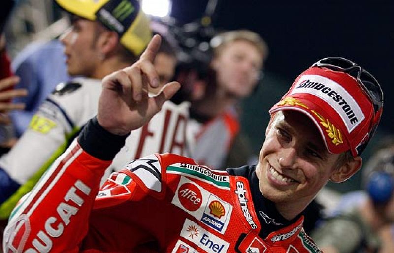 La Ducati de Stoner vuela sobre Losail