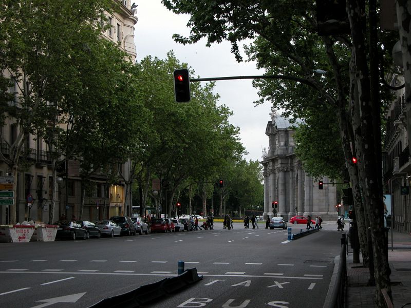 La vivienda baja un 8% en las siete capitales más caras de España