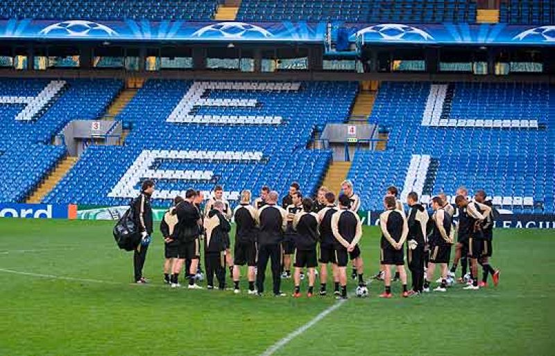 El Liverpool busca otra remontada épica en Stamford Bridge