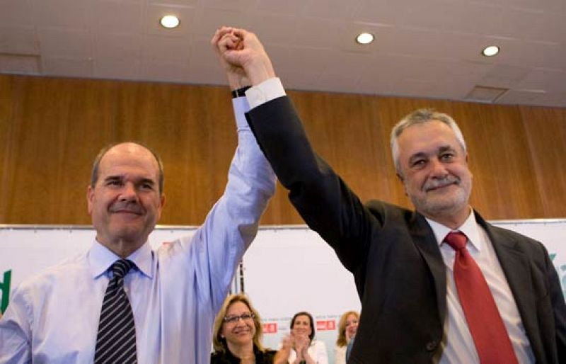El PSOE de Andalucía elige por aclamación a Griñán para sustituir a Chaves en la Junta