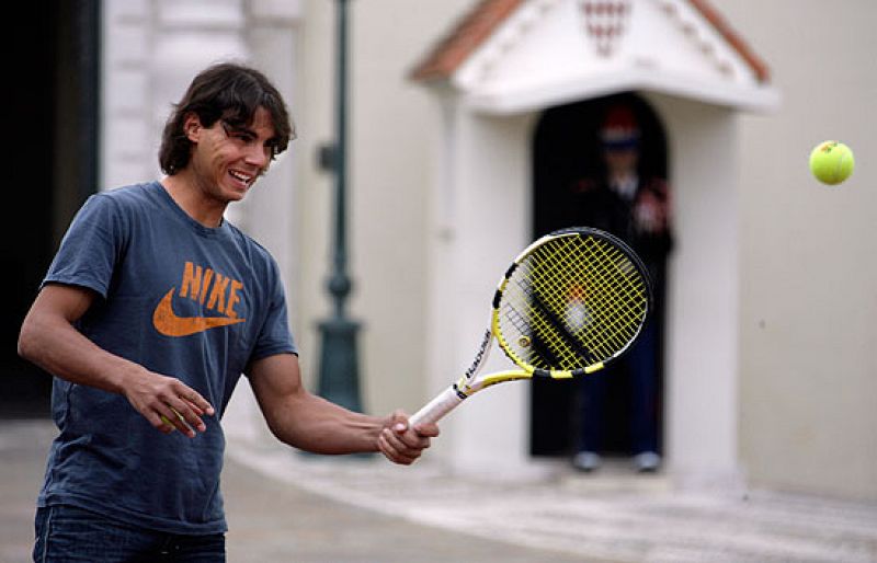 Monfils: "Nadal será más difícil de batir en tierra"