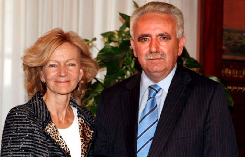 Salgado se compromete con los empresarios a agilizar las líneas pyme del ICO