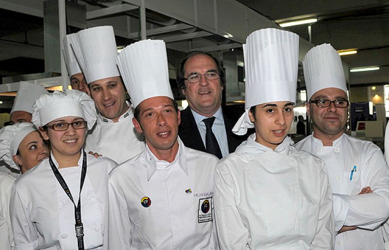 Gabilondo propone un gran pacto para "impulsar" la FP, "indispensable" en tiempos de crisis