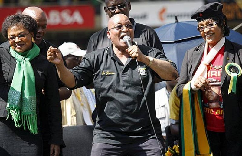 Sudáfrica vota para aupar al polémico Zuma