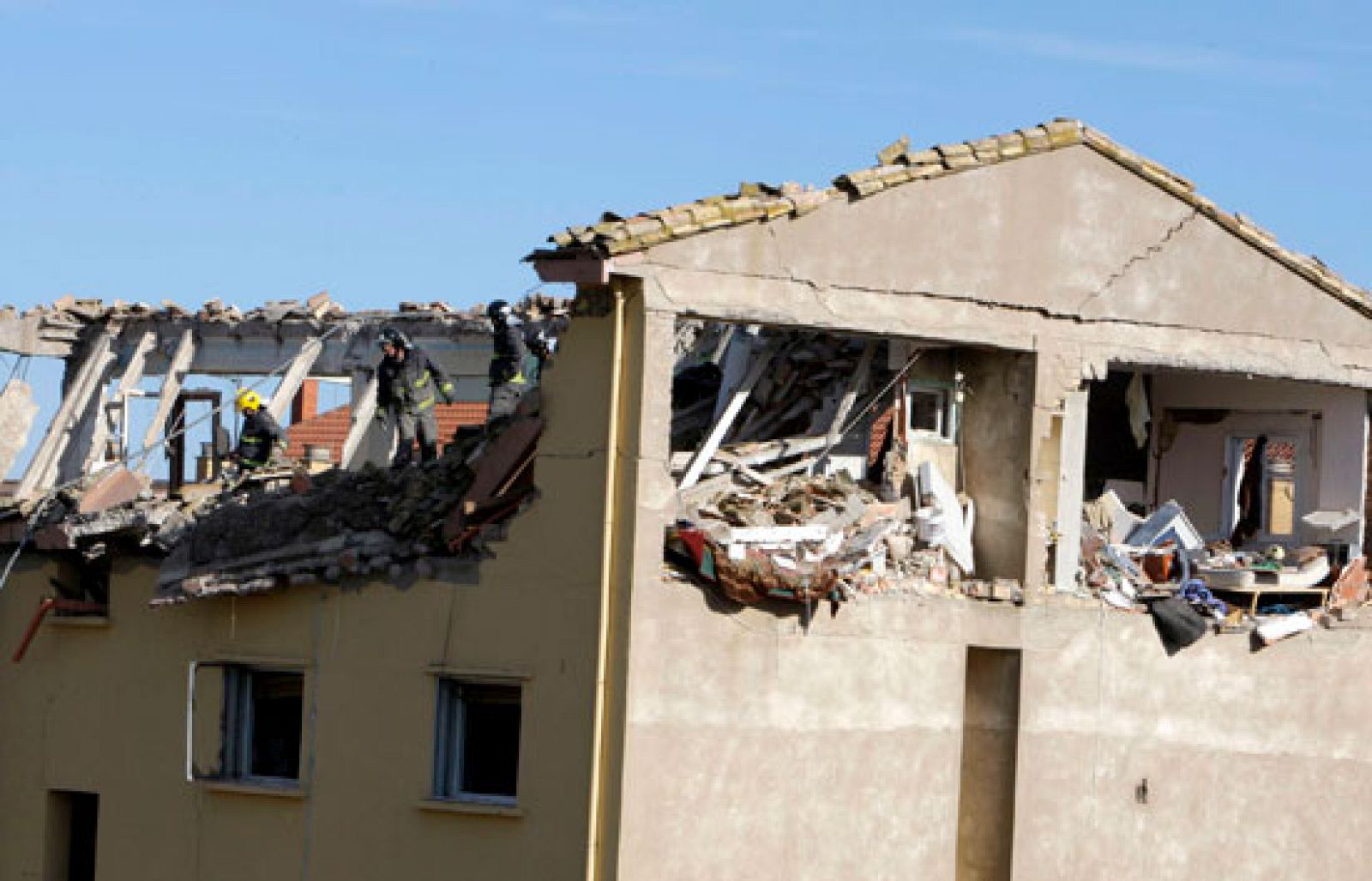 Una mujer fallece y otras nueve resultan heridas tras una explosión en Huesca | Ver