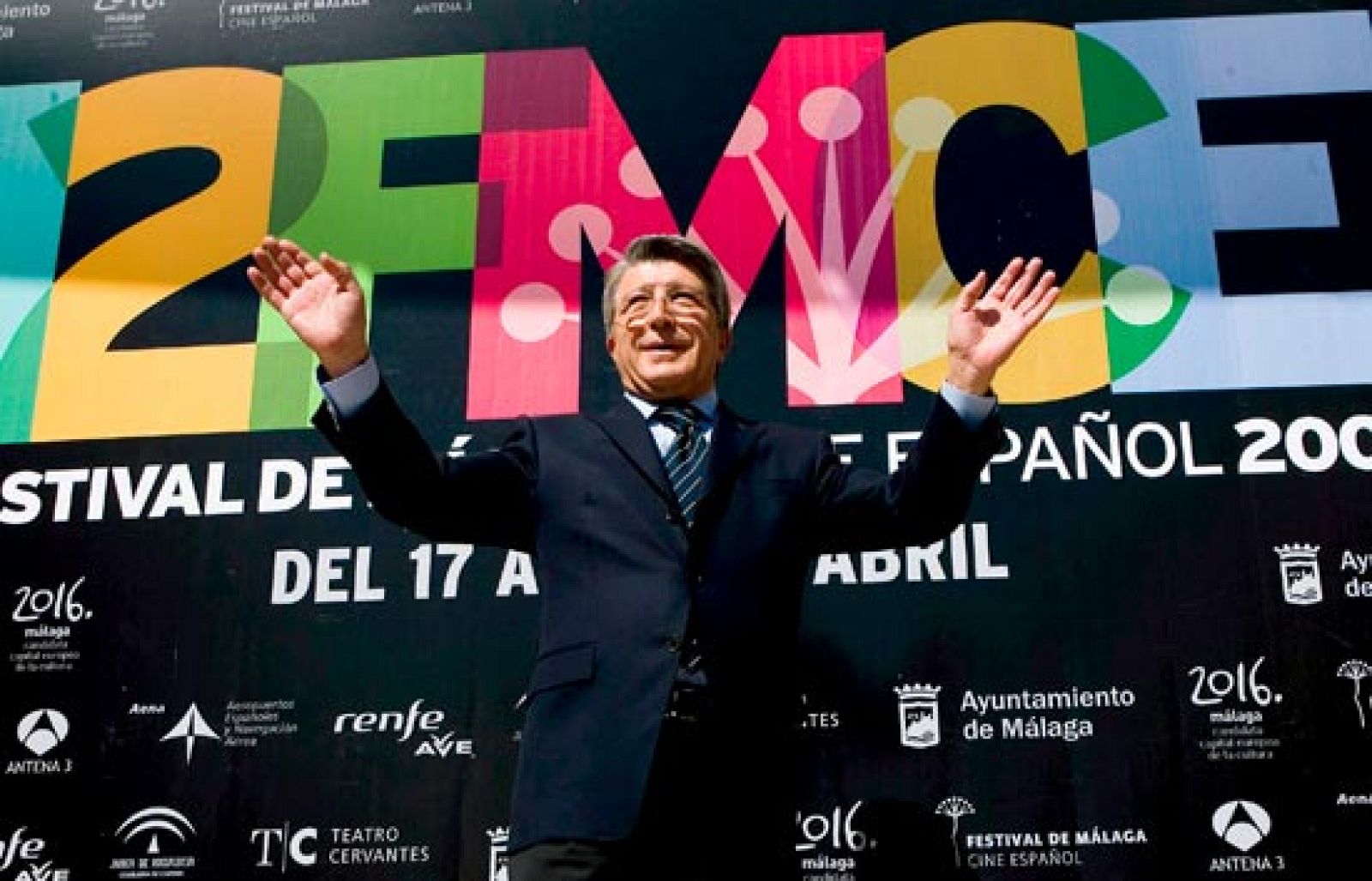 En el Festival de Málaga se presentan 'El niño pez' y 'Tres días con la familia' | Ver