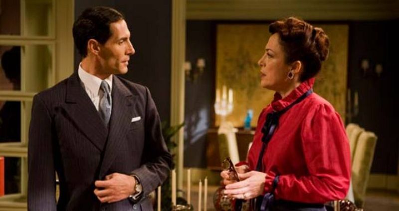 "Amar" sigue batiendo records