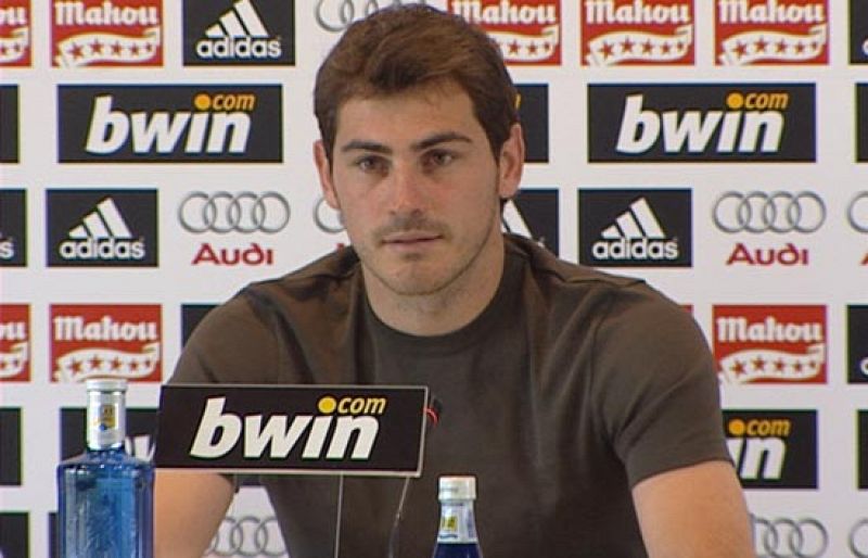 Casillas: "Me cambiaría por el Barça ahora mismo"