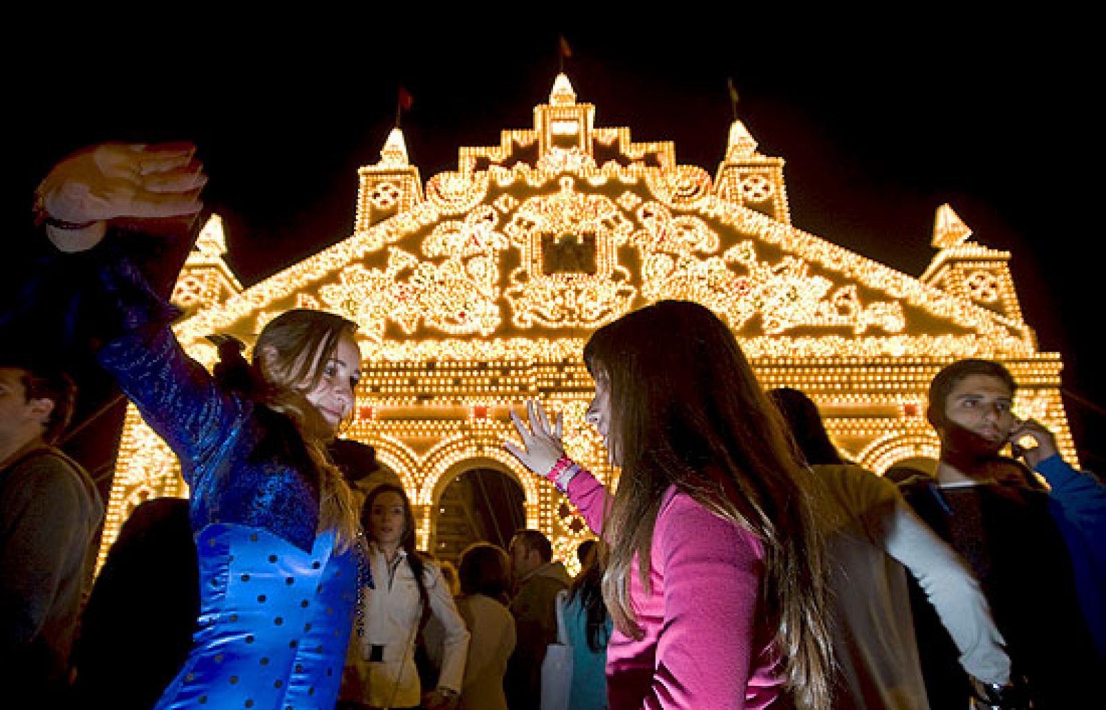 Sevilla vive hoy su primer día de la Feria de Abril | Ver